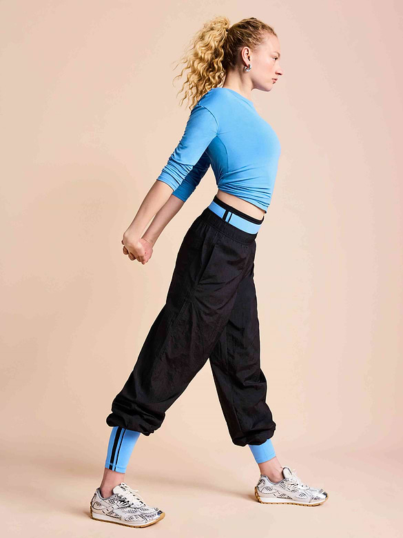 Lunar Sheen Utility Mid Rise Pant