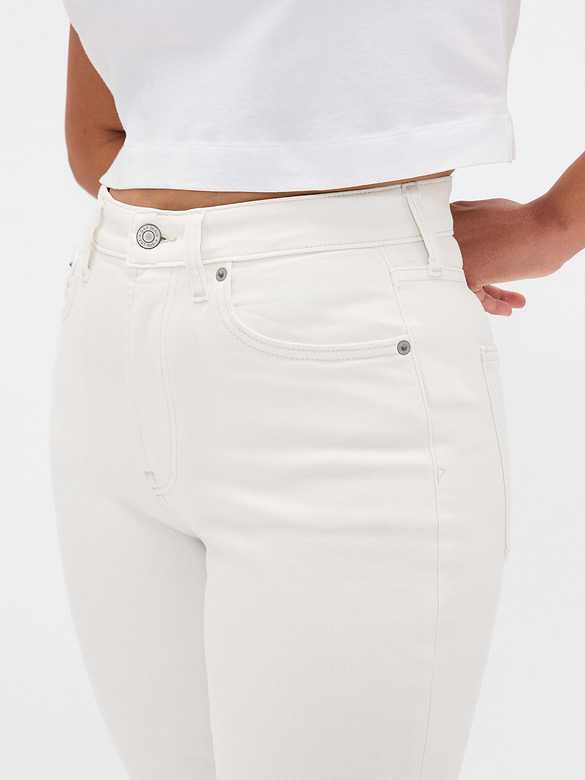 Curvy High Rise '90s Slim Straight Jeans
