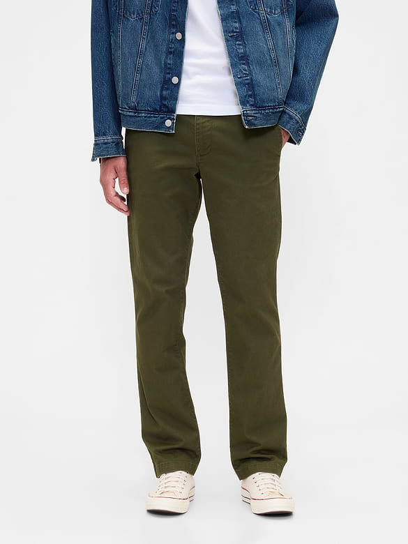 GapFlex Essential Khakis in Straight Fit