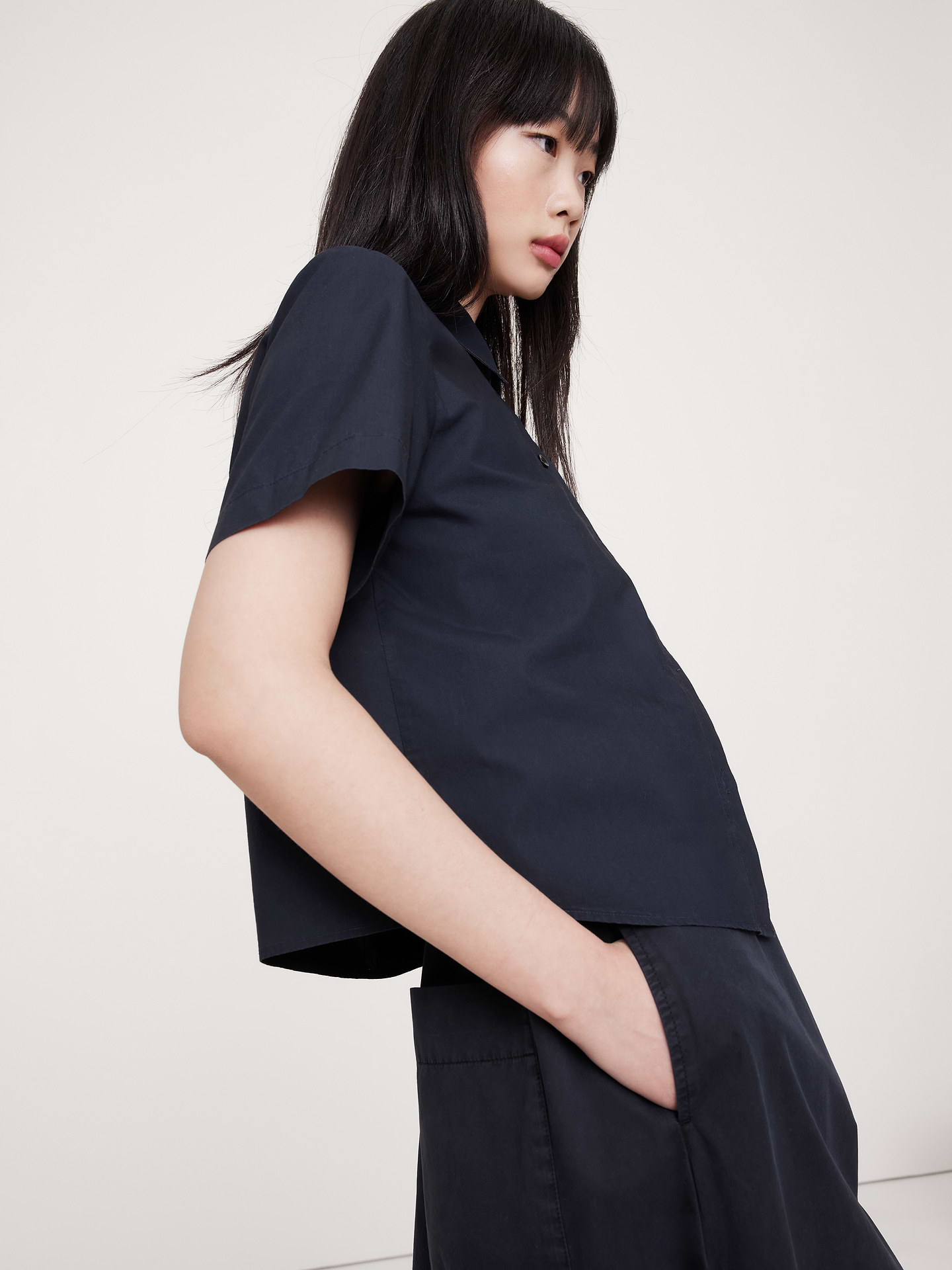 Image number 3 showing, Boxy Cotton Poplin Short-Sleeve Shirt
