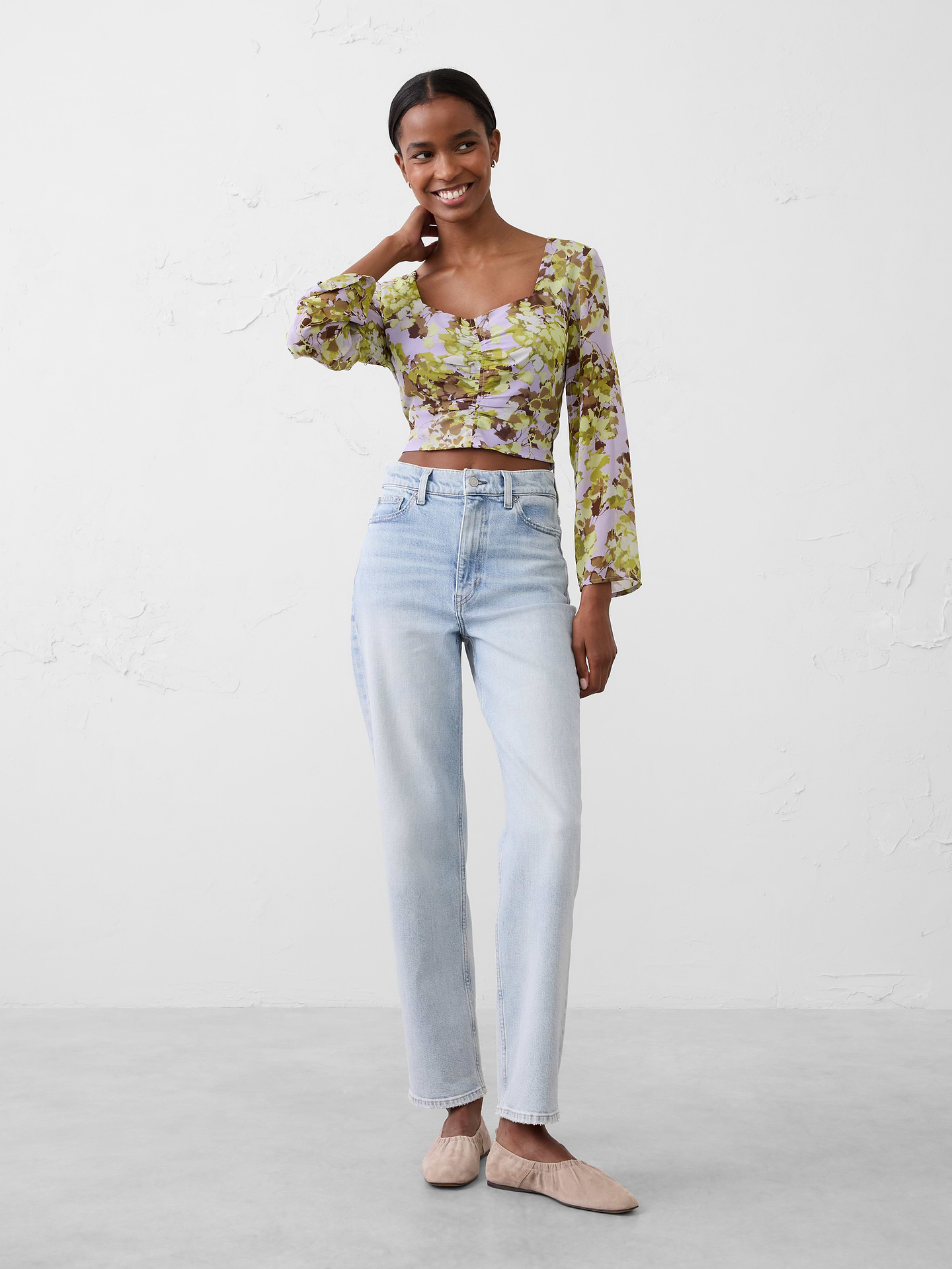 Image number 1 showing, Cropped Shirred Sweetheart-Neck Top
