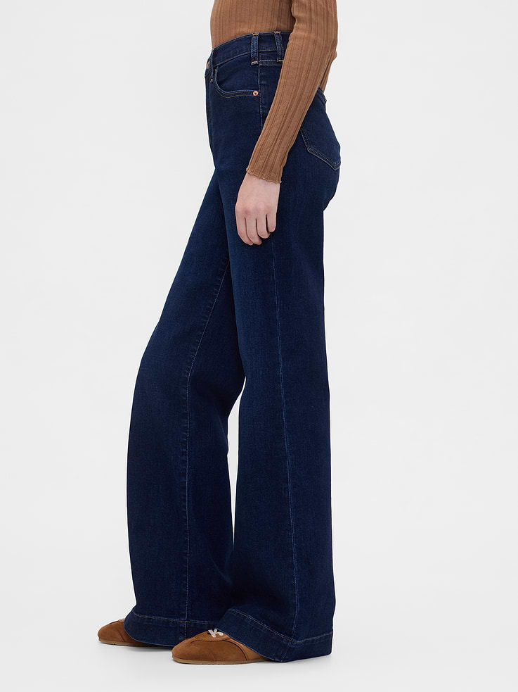 Image number 3 showing, High Rise Relaxed Flare Jeans