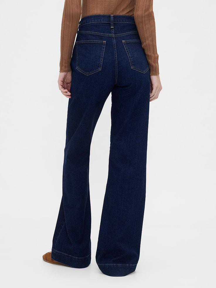 Image number 4 showing, High Rise Relaxed Flare Jeans