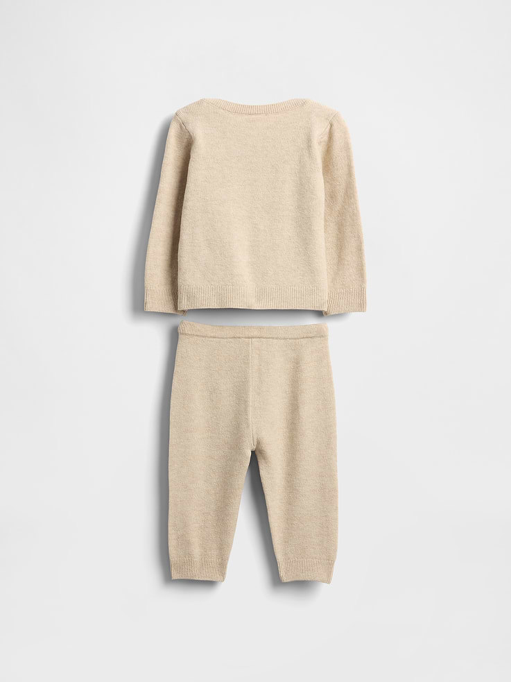 L'image numéro 2 présente Ensemble avec chandail à ourson Brannan en tricot Effet cachemire pour Bébé