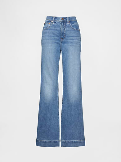 Image number 7 showing, High Rise Relaxed Flare Jeans