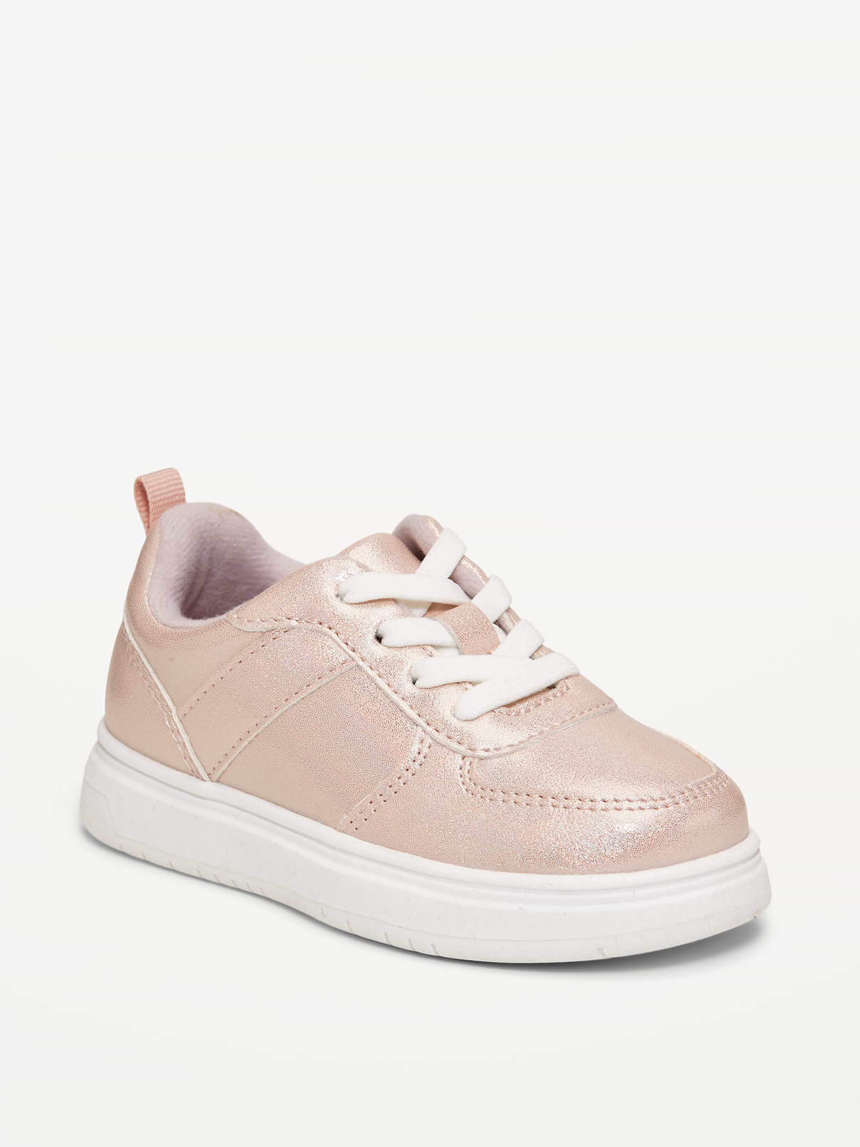 L'image numéro 1 présente Espadrilles à enfiler en similicuir scintillant pour toute-petite fille