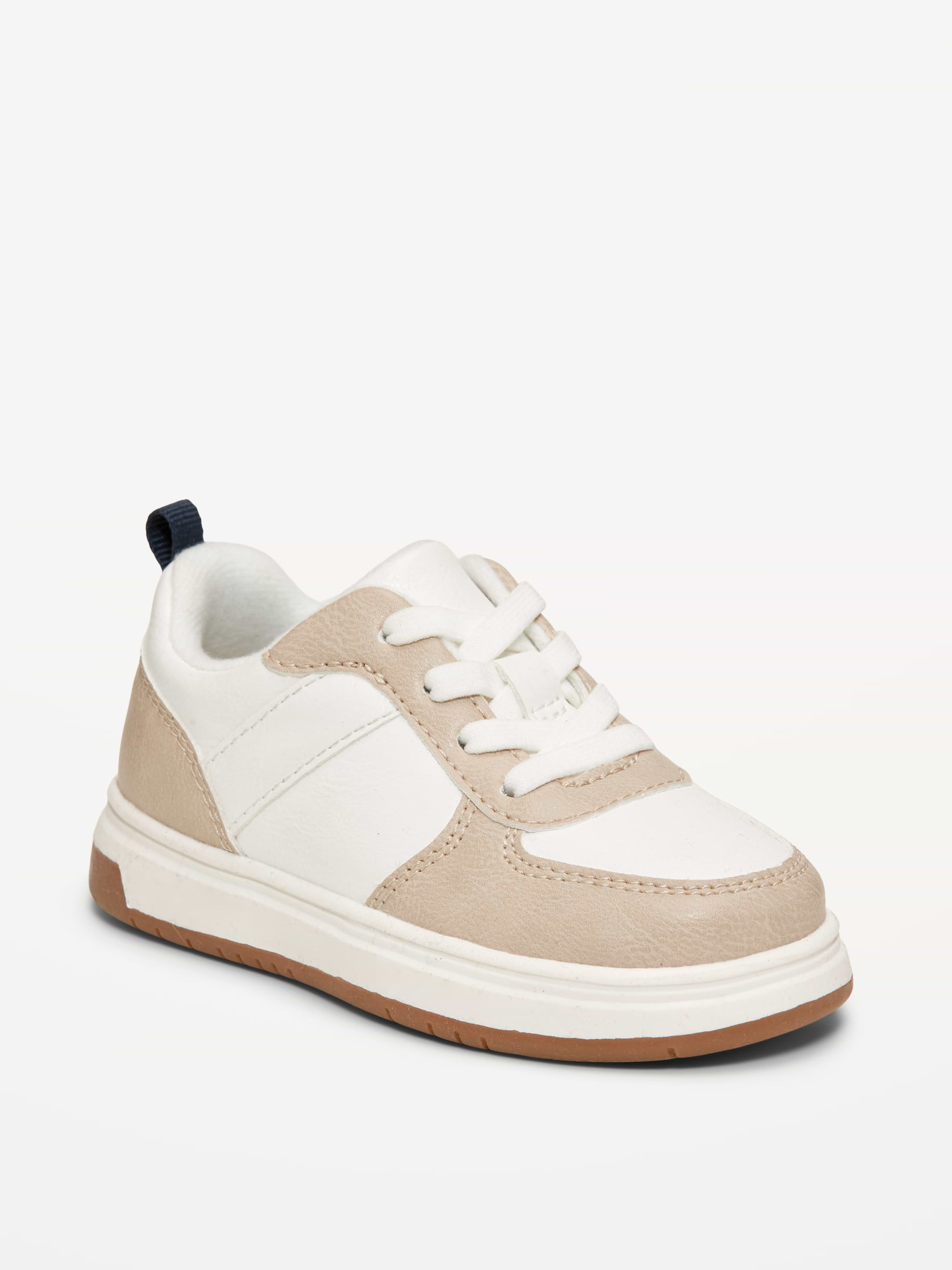 L'image numéro 1 présente Chaussures de sport en similicuir pour tout-petit garçon