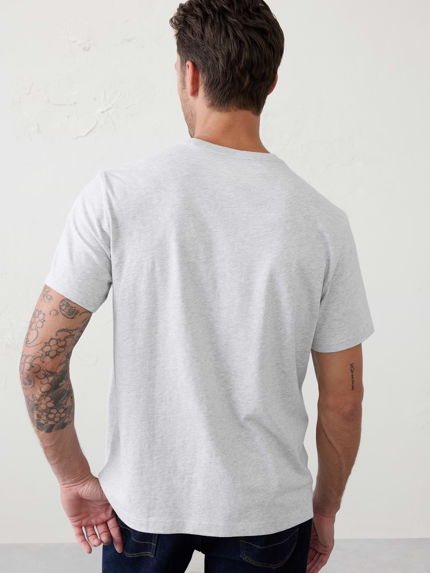 L'image numéro 5 présente T-shirt en coton d’épaisseur moyenne