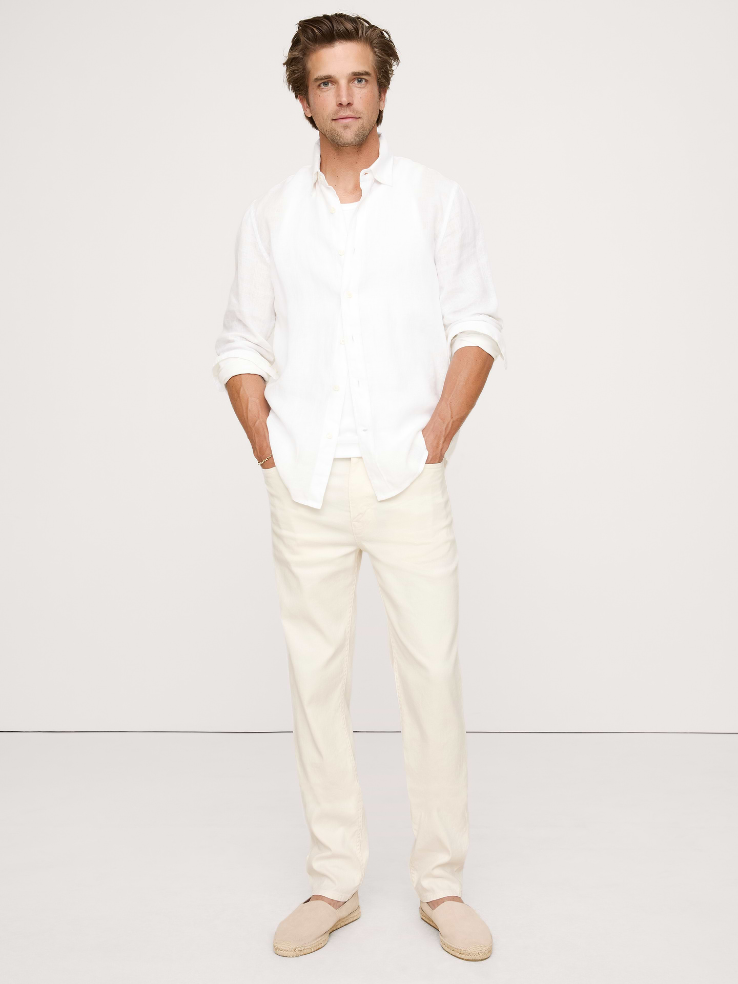 Image number 1 showing, Slim Linen-Cotton Traveler Pant