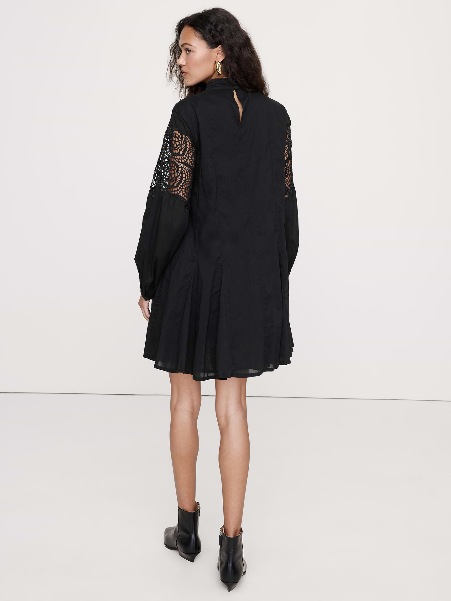 Image number 3 showing, Cotton & Lace Mock-Neck Dress with Removable Belt Bag