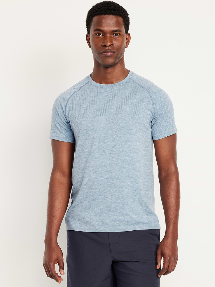 Image number 1 showing, Slim Fit Seamless T-Shirt