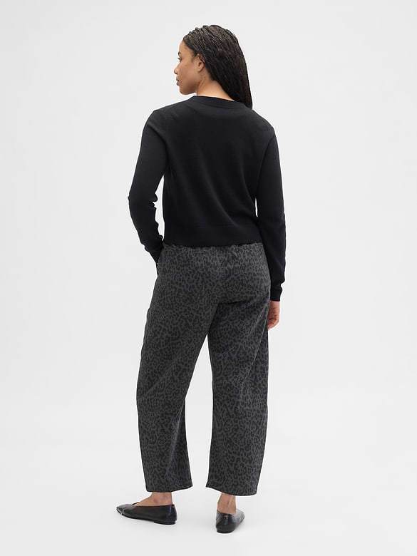 Mid Rise Print Pull-On Barrel Jeans