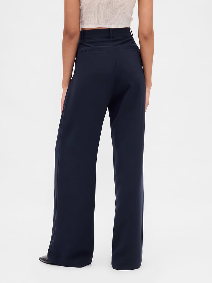 L'image numéro 4 présente Pantalon  365 à taille haute à plis