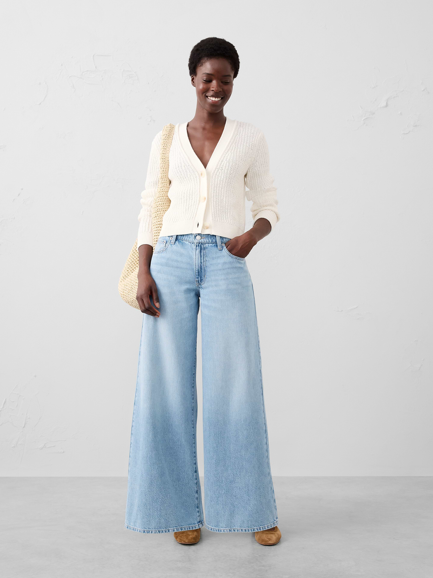 Image number 1 showing, Wide-Leg Mid-Rise Baggy Jean