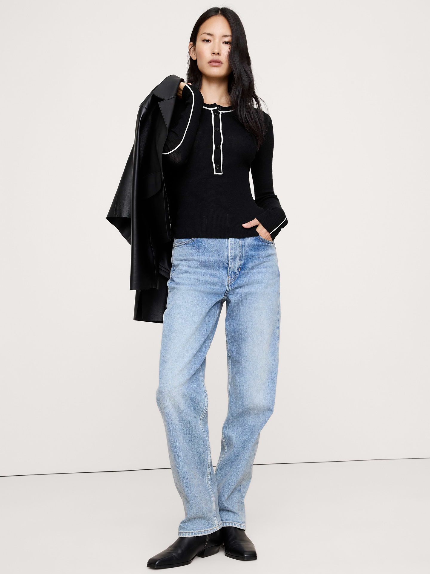 Image number 1 showing, Featherweight Cashmere Henley