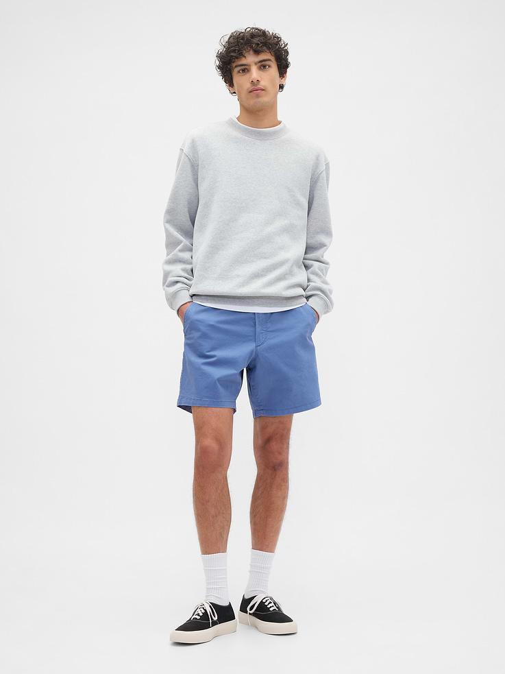 Image number 1 showing, 7" Essential Khaki Shorts