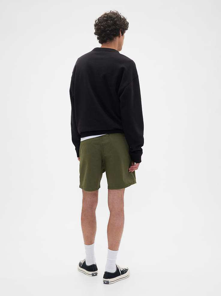 Image number 2 showing, 7" Essential Khaki Shorts
