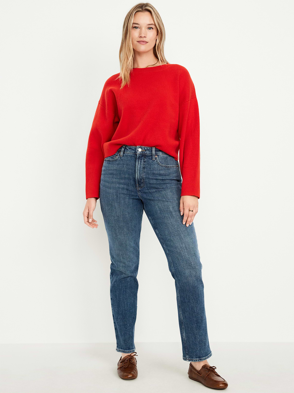 L'image numéro 5 présente Jean droit à taille très haute
