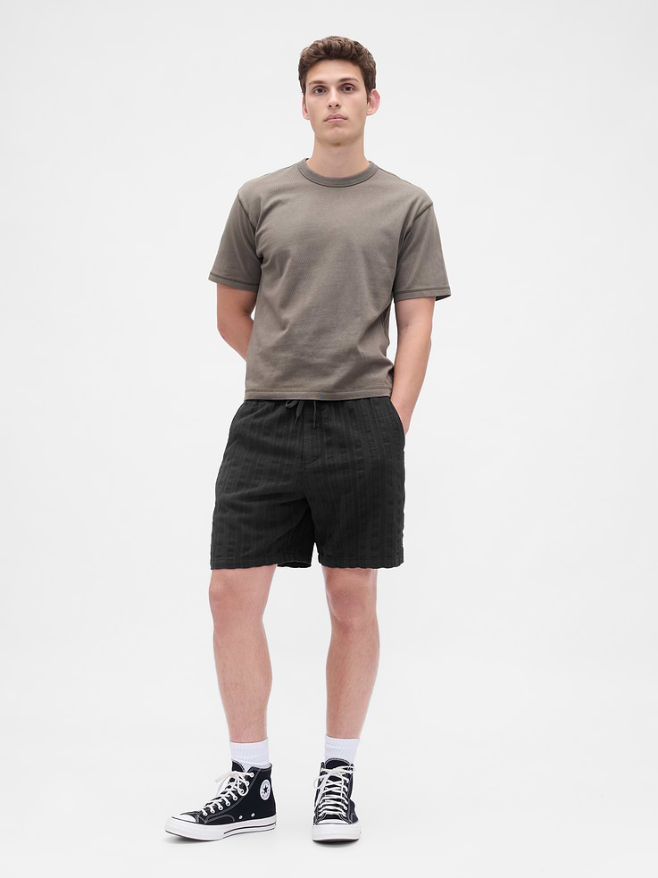 Image number 1 showing, 7" Textured Easy Shorts