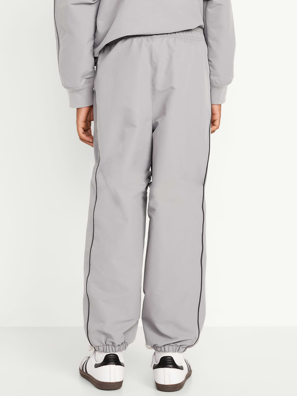 L'image numéro 2 présente Pantalon d’échauffement de soccer coupe généreuse pour garçon