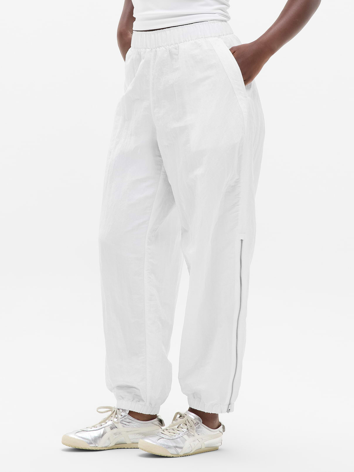 Pursuit Mid Rise Zip Jogger
