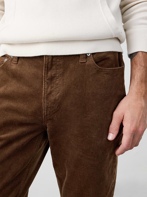Slim Travel Corduroy Pant