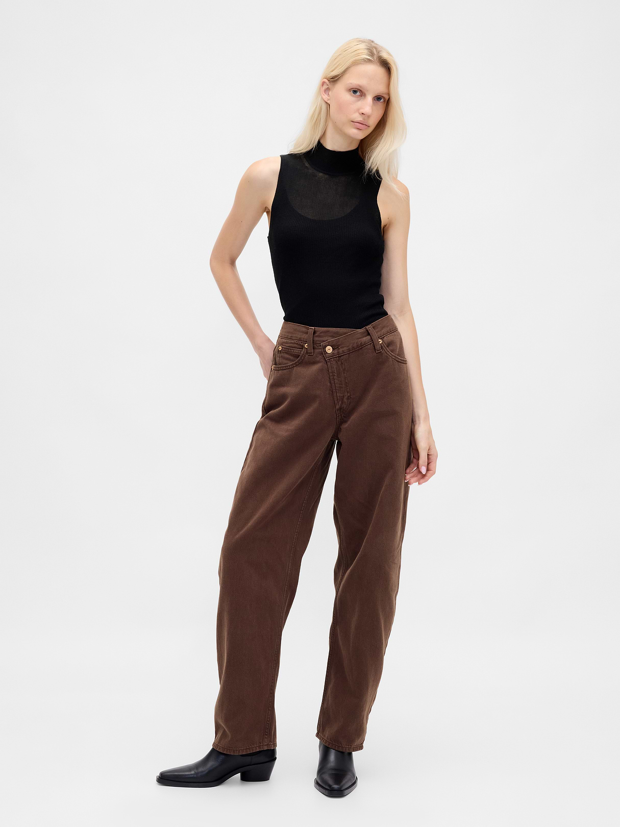 High Rise UltraSoft Crossover Barrel Jeans by Gap