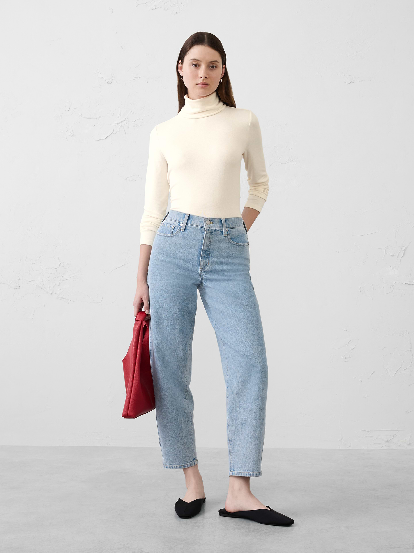Image 1 of 1, A customer favorite, this soft luxe knit offers the perfect sweater alternative — crafted in our best-selling long sleeve turtleneck silhouette from last year., Turtleneck. Long sleeves., Straight hem., Made exclusively for Banana Republic Factory., Product #809899