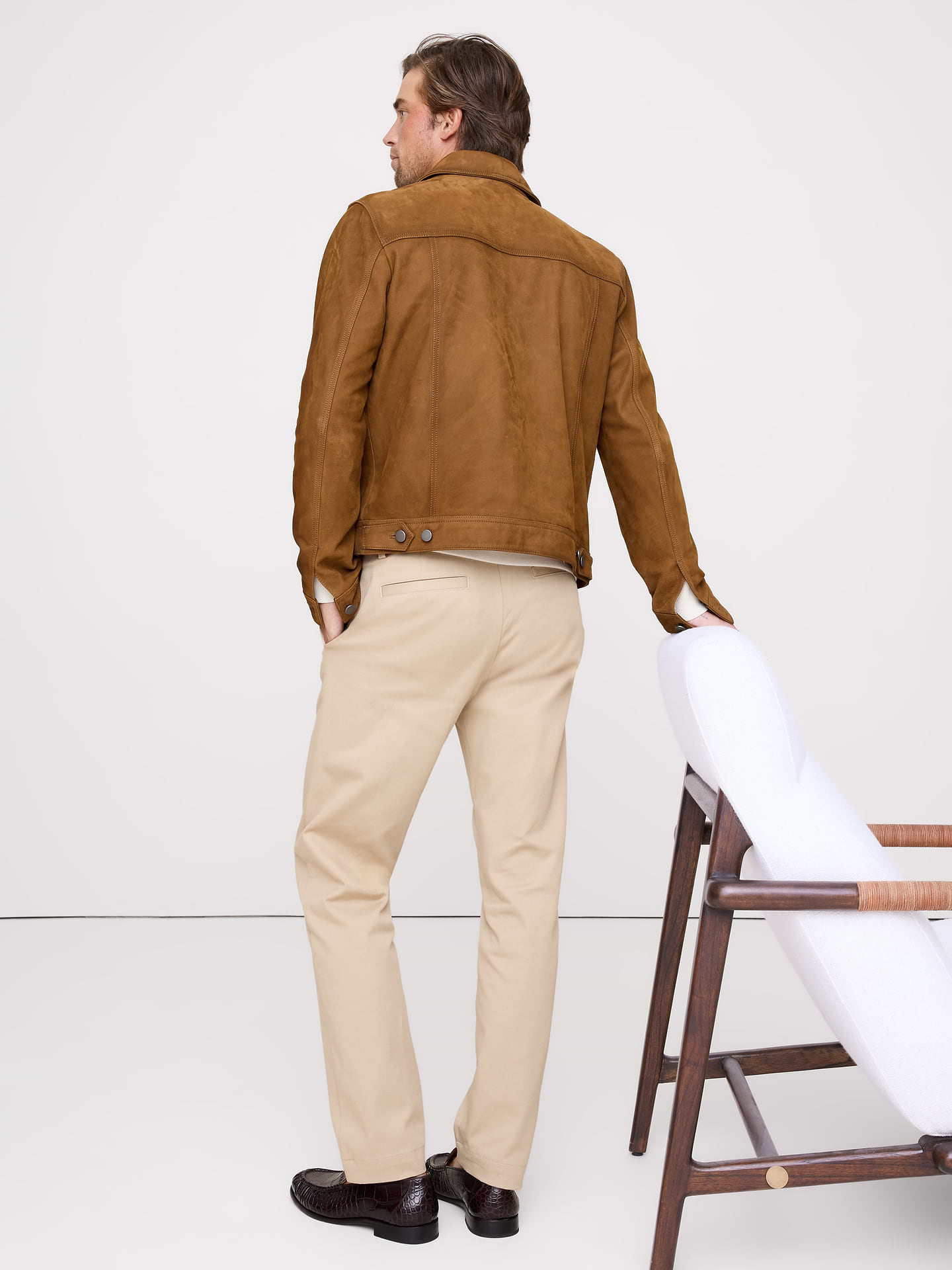 L'image numéro 2 présente Chino étroit en tissu italien extensible