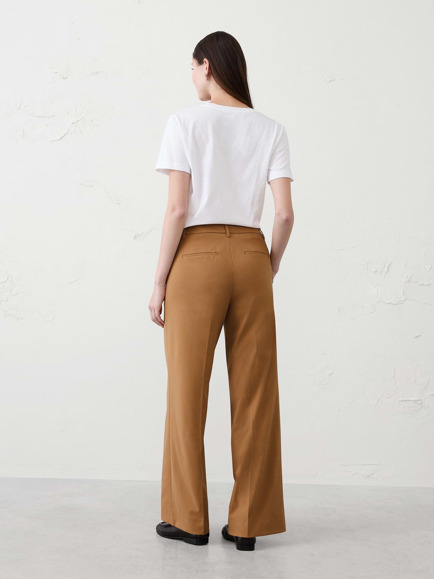 Image number 2 showing, Wide-Leg High-Rise Sculpted Trouser