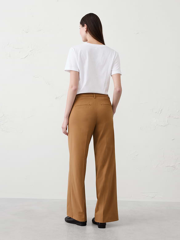 Wide-Leg High-Rise Sculpted Trouser