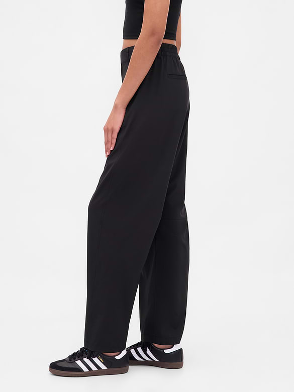 GapFit Tech High Rise Barrel Trousers