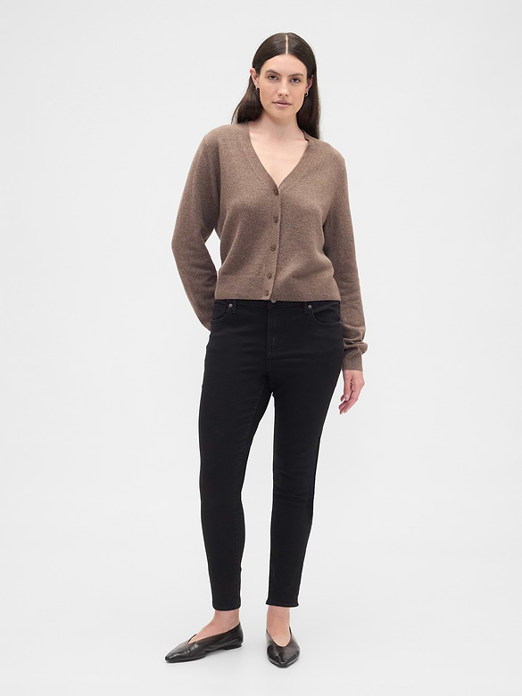 Mid Rise Universal Skinny Jeans