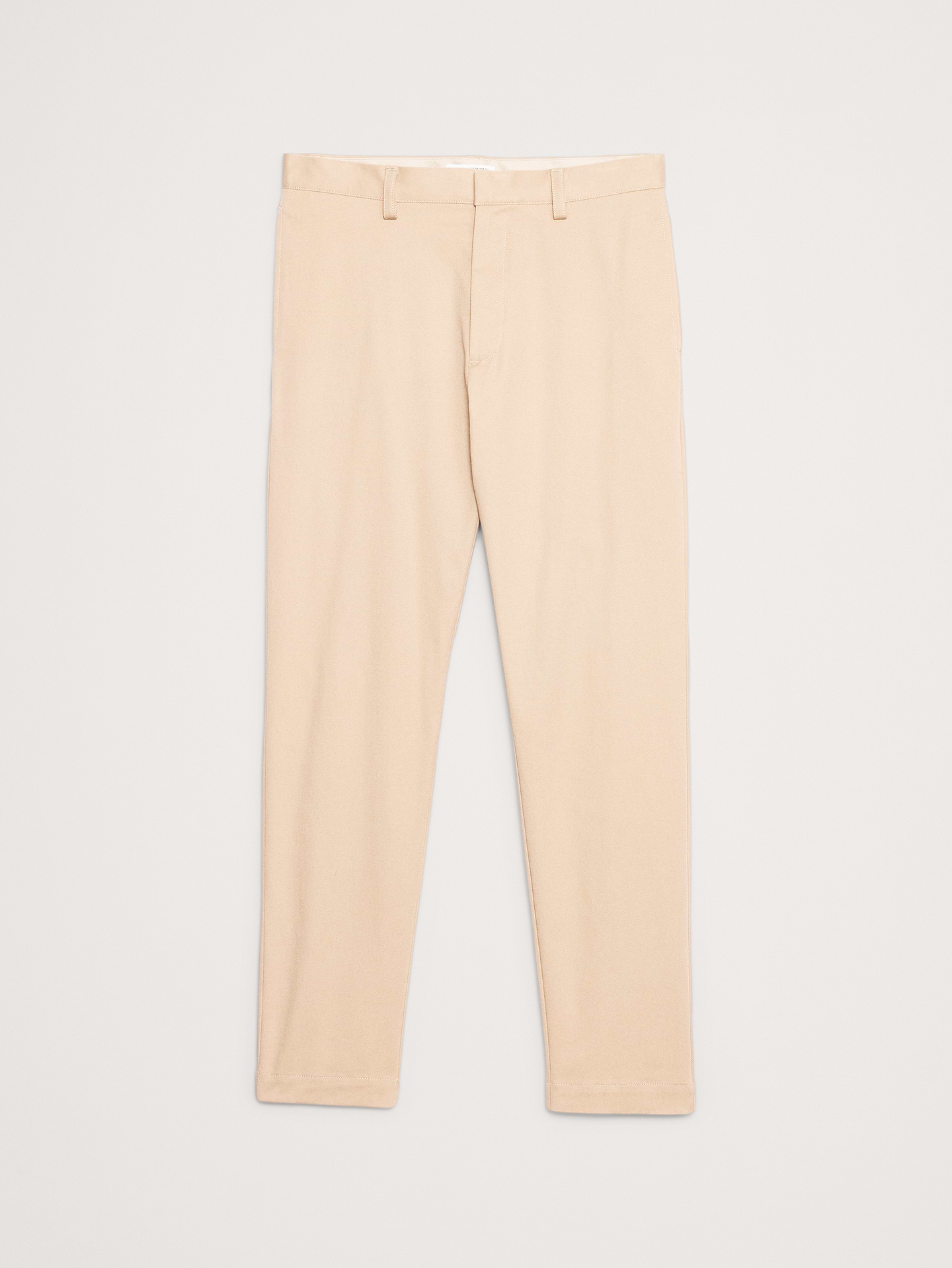 L'image numéro 5 présente Pantalon à coupe athlétique en chino extensible italien