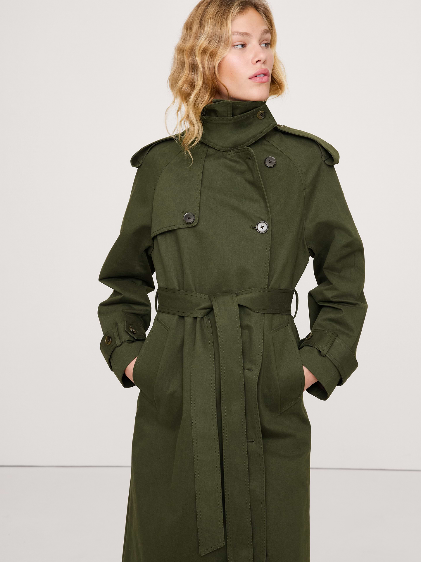 L'image numéro 4 présente Trench en coton classique