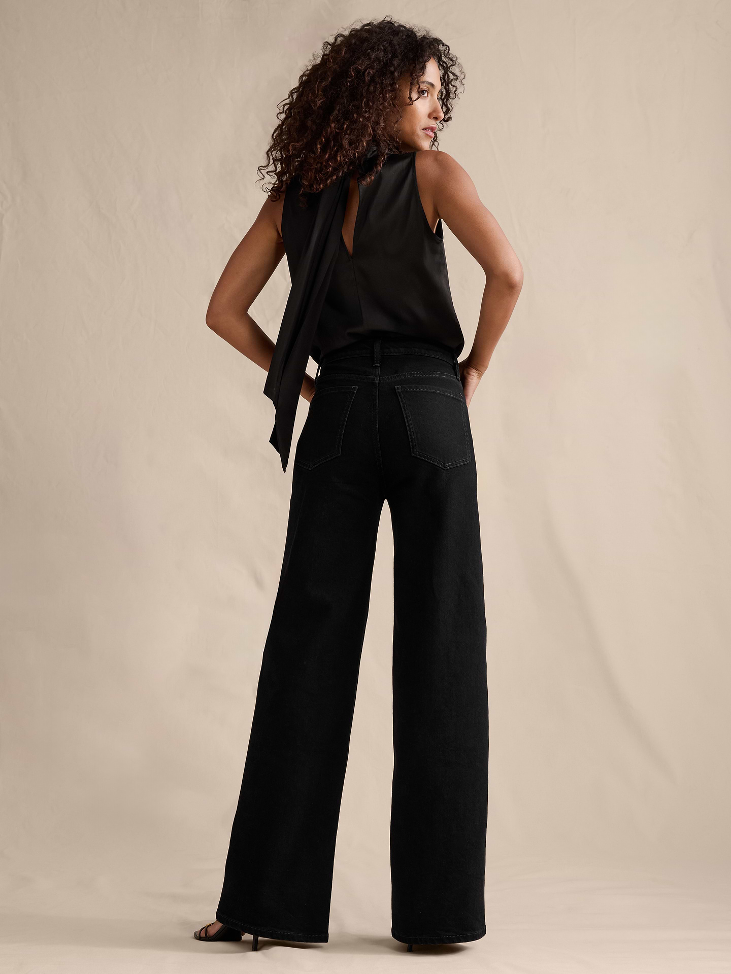 Image number 7 showing, The Icon Classic Wide-Leg Jean
