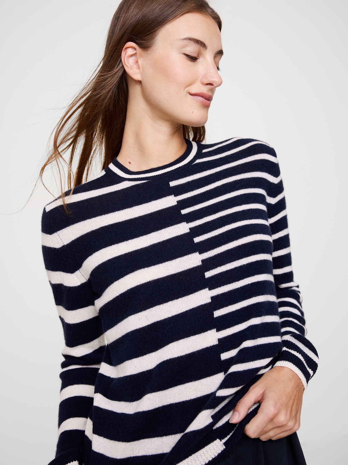 Image number 3 showing, Lightweight Cashmere Crew-Neck Sweater