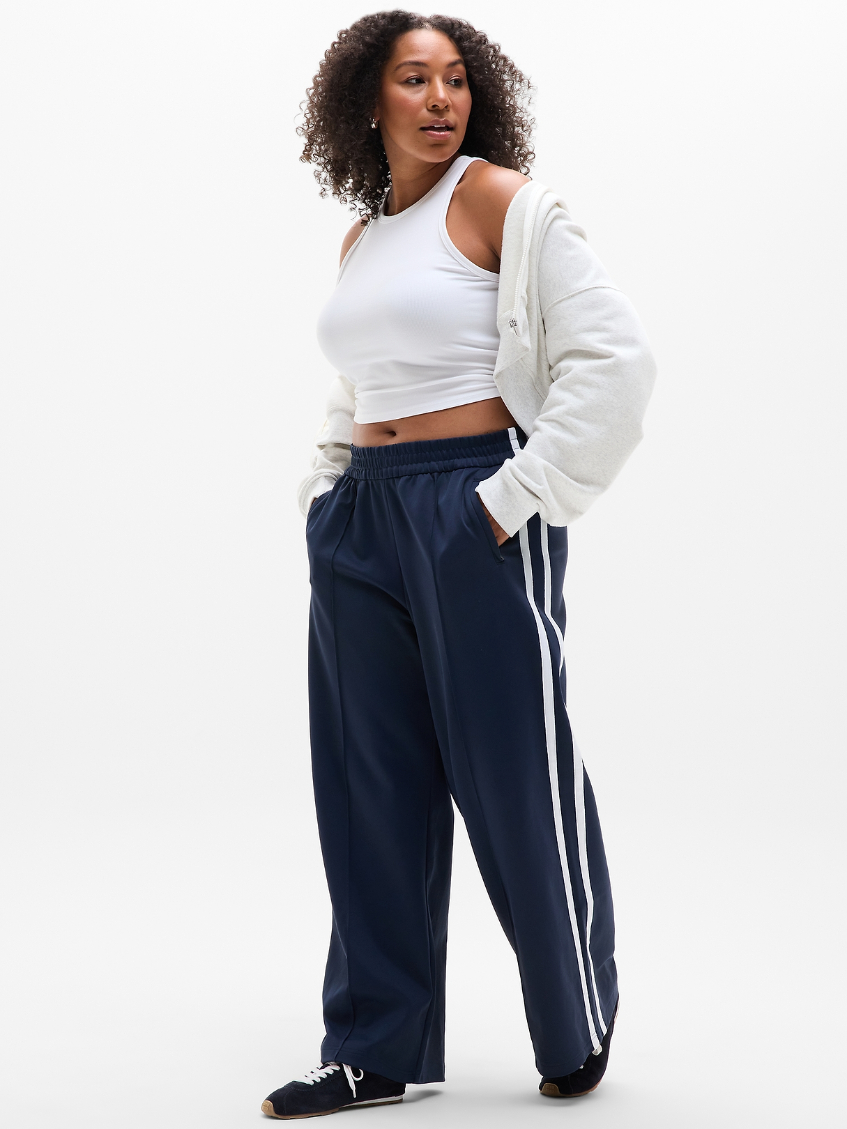 Tempo Mid Rise Wide Leg Track Pant | Athleta