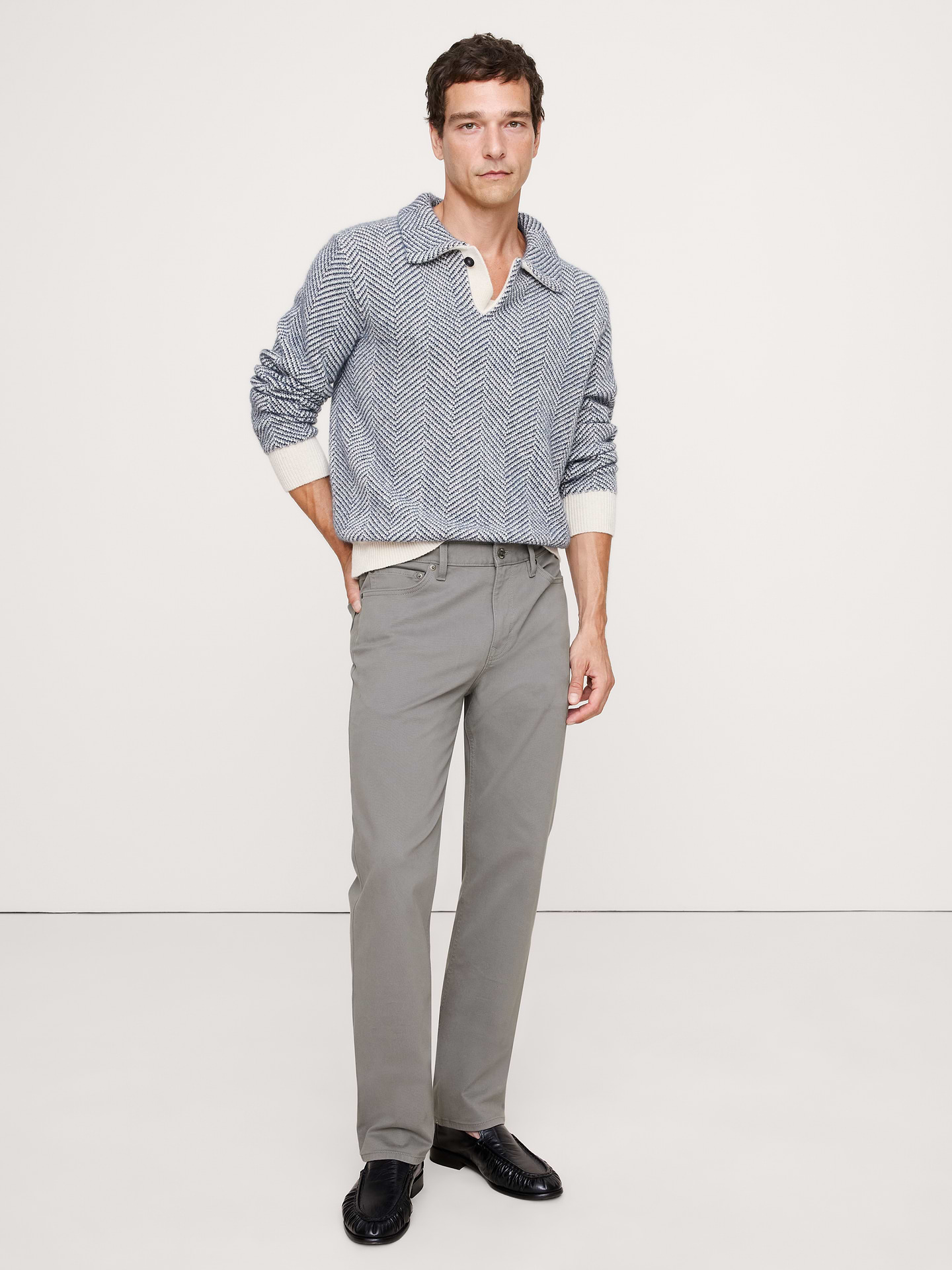L'image numéro 1 présente Pantalon Voyageur 2.0 à coupe droite