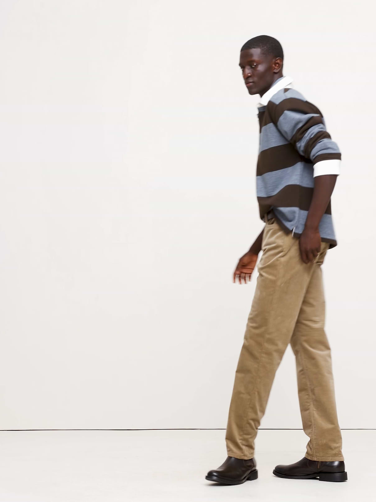 Straight Stretch-Corduroy Traveler Pant | Banana Republic