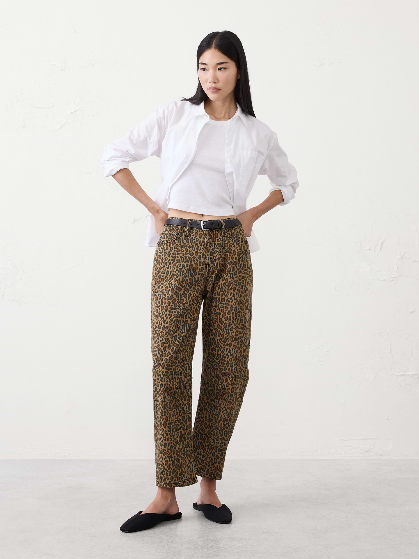 Image number 1 showing, Barrel Mid-Rise Jean