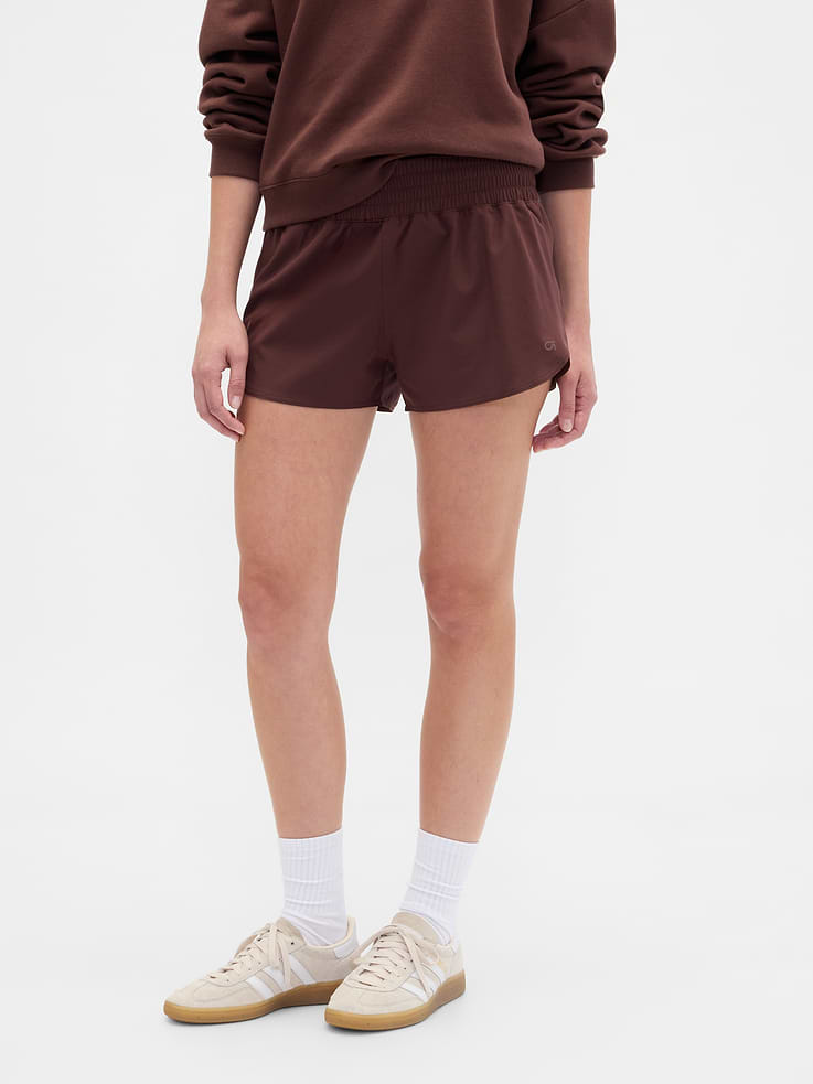 Image 3 of 5, GapFit 3" Mid Rise Runaround Shorts