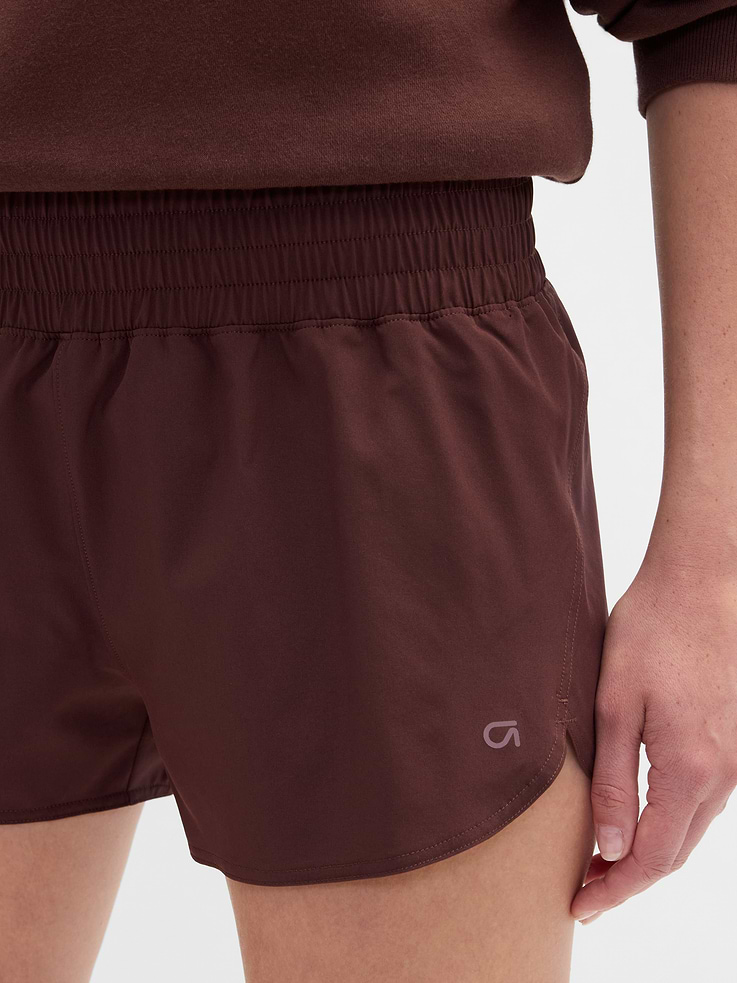 Image 4 of 5, GapFit 3" Mid Rise Runaround Shorts