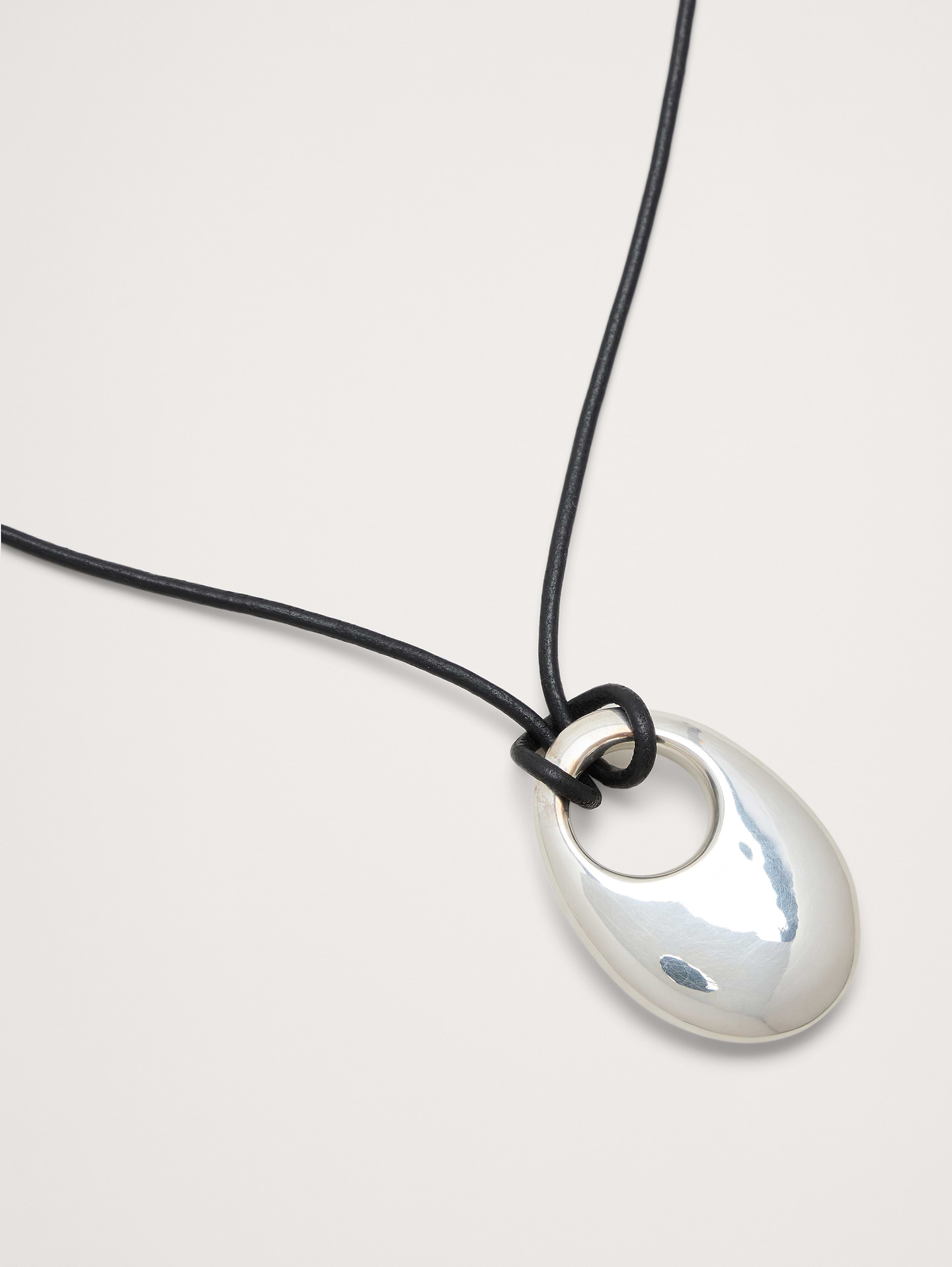 Image number 3 showing, O-Ring Sculpted Necklace