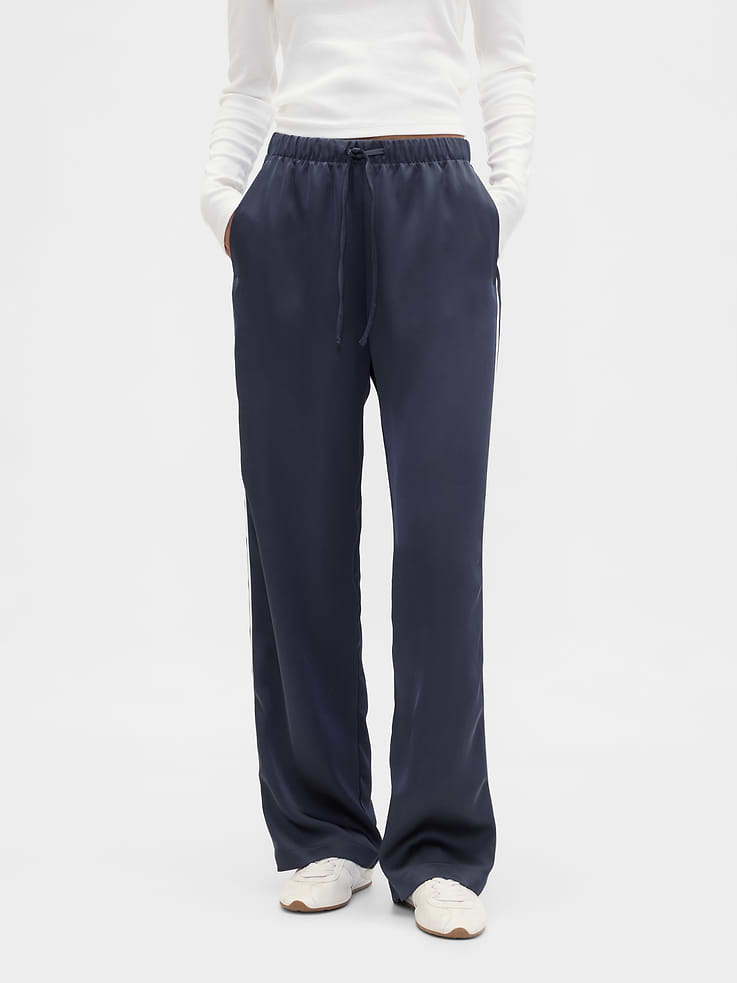 Image number 2 showing, Relaxed Satin Straight-Leg Crop Pants