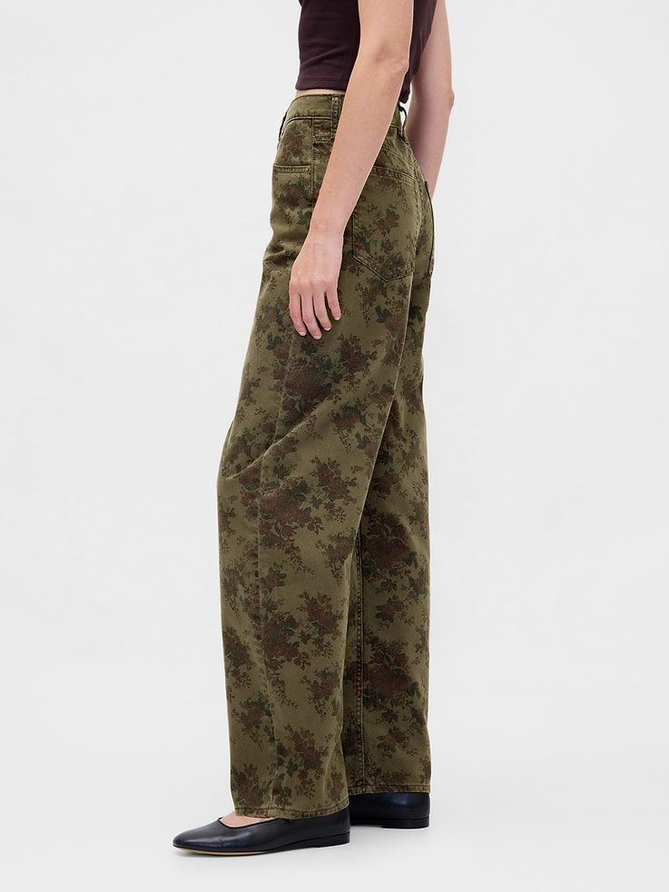 Image number 3 showing, High Rise Barrel Jeans