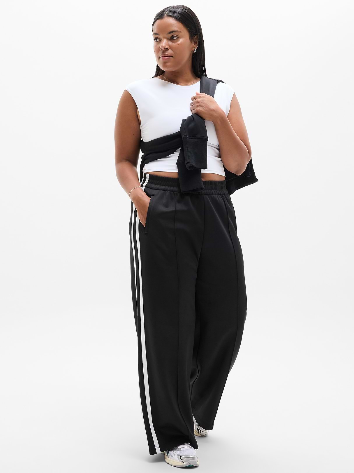 Tempo Mid Rise Wide Leg Track Pant | Athleta