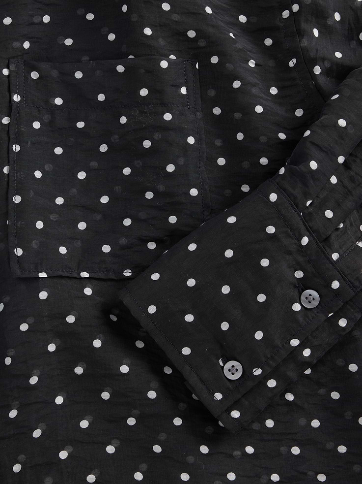 L'image numéro 4 présente Chemise courte transparente à ourlet droit