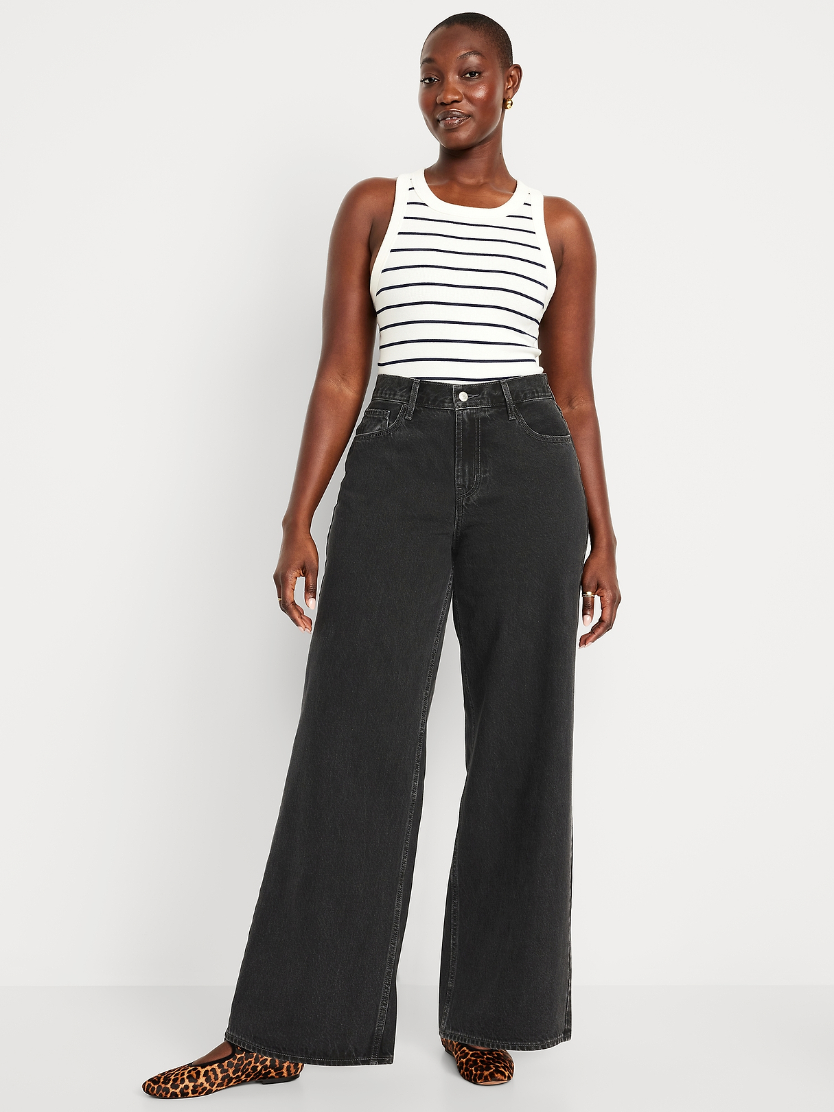 Mid-Rise Wow Baggy Wide-Leg Jeans | Old Navy