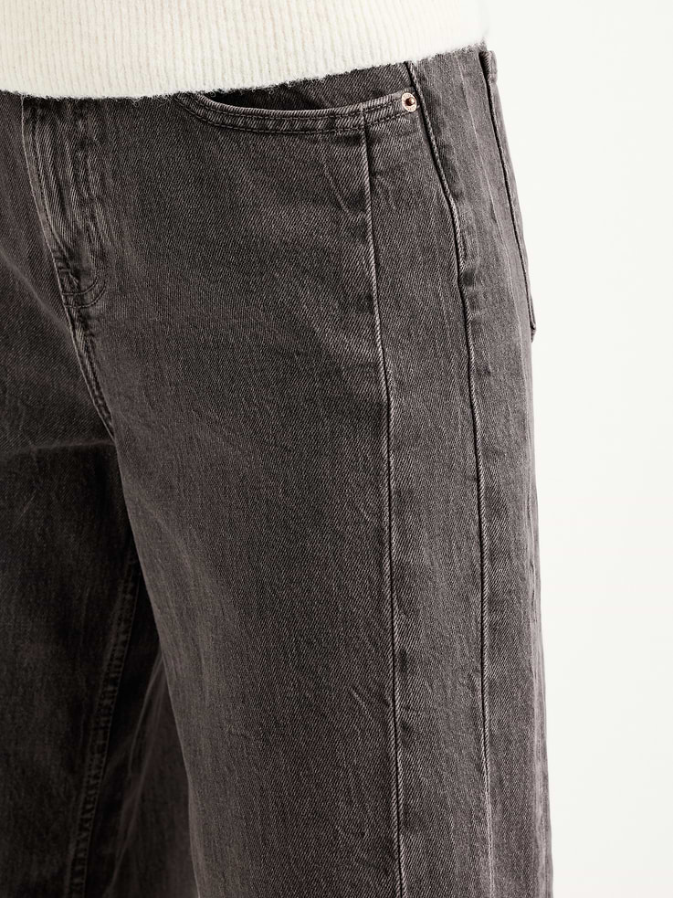 Image number 5 showing, High-Waisted Barrel Ankle Jeans
